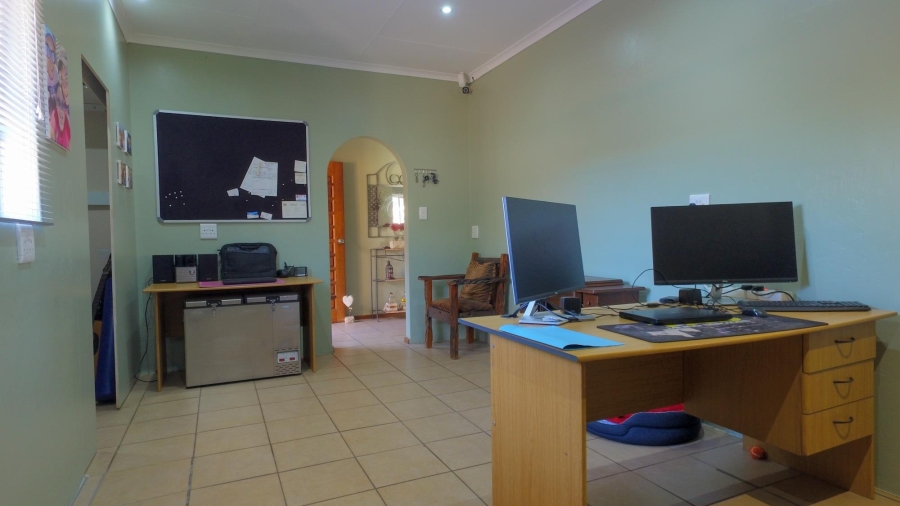3 Bedroom Property for Sale in Bodorp North West